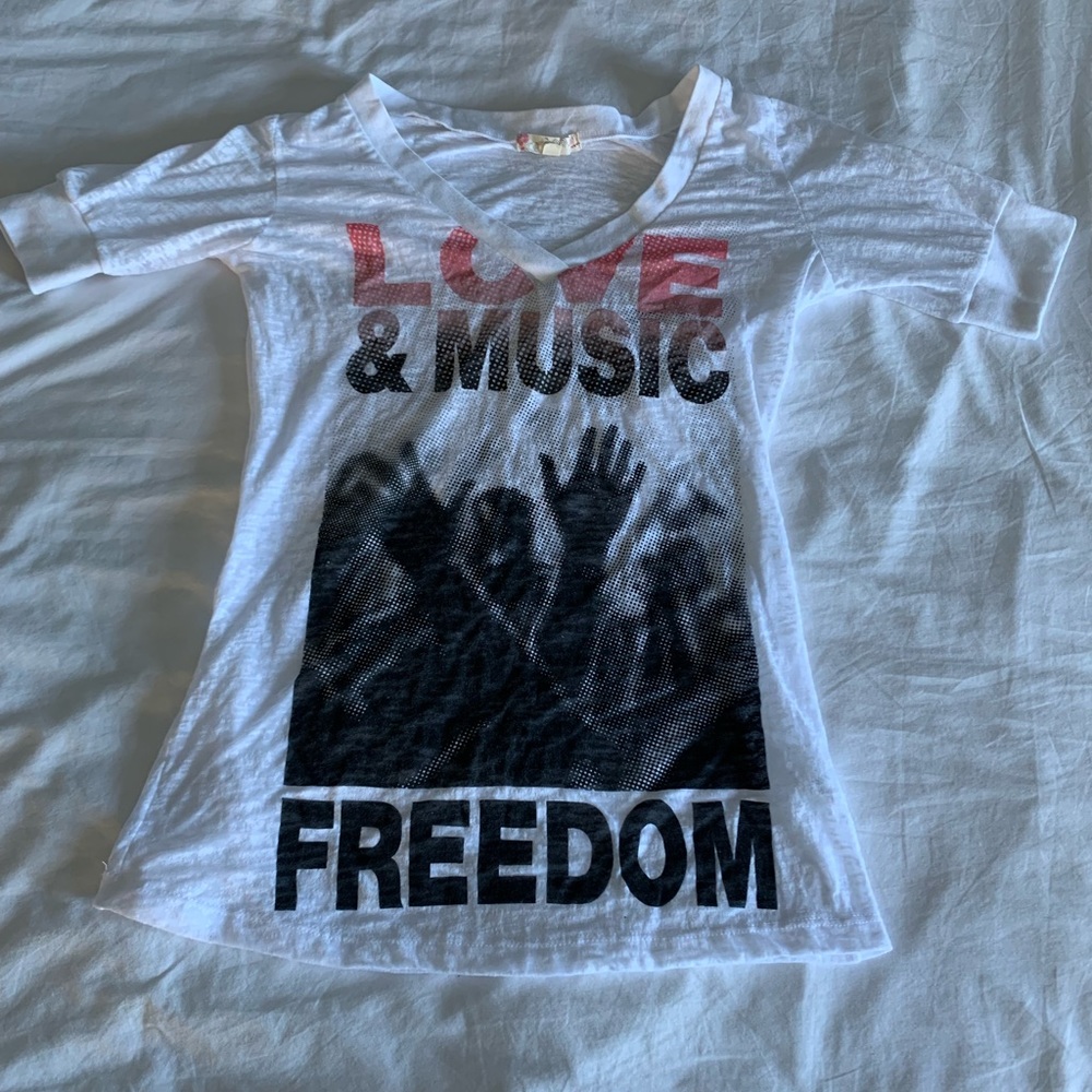 Soft white sheer short sleeve